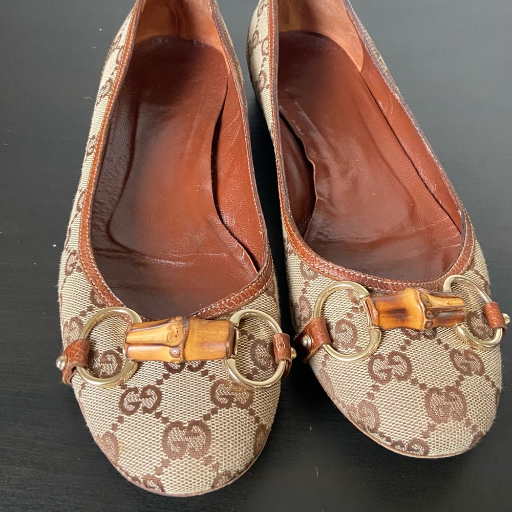 Gucci flats
